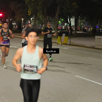 Runner Photo 7071291