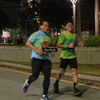 Runner Photo 7071298