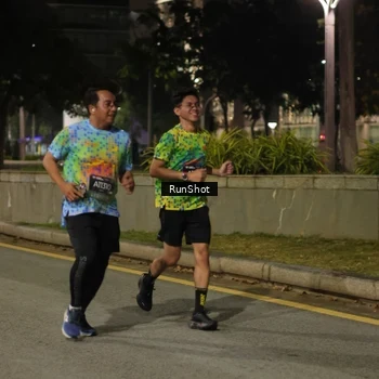Runner Photo 7071299