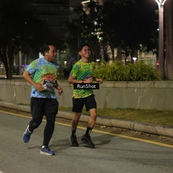 Runner Photo 7071303