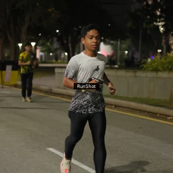 Runner Photo 7071314