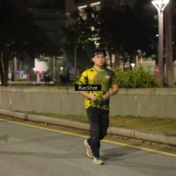 Runner Photo 7071333