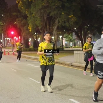 Runner Photo 7071341