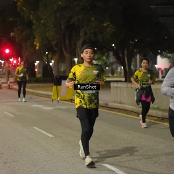 Runner Photo 7071344