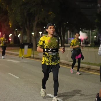 Runner Photo 7071347
