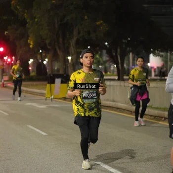 Runner Photo 7071352