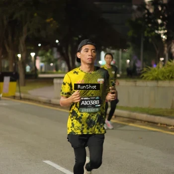 Runner Photo 7071357