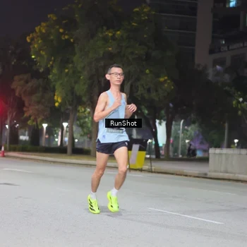 Runner Photo 7071369