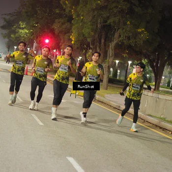 Runner Photo 7071396