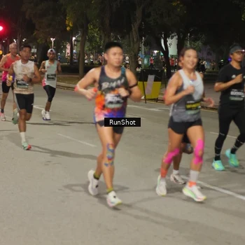 Runner Photo 7071403