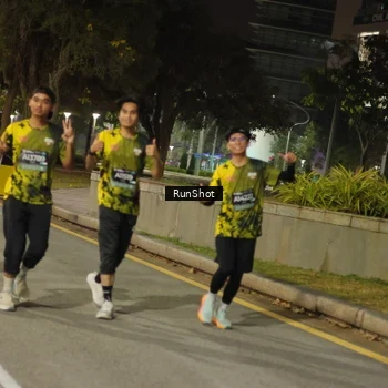 Runner Photo 7071411