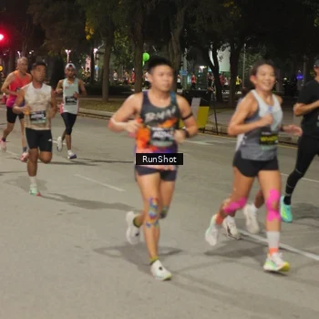 Runner Photo 7071416