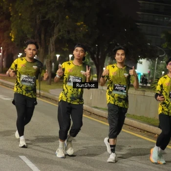 Runner Photo 7071430