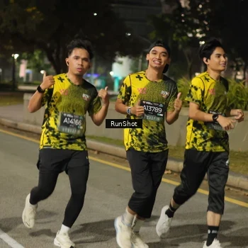 Runner Photo 7071451