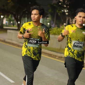 Runner Photo 7071457