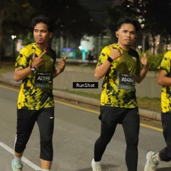 Runner Photo 7071458