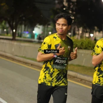 Runner Photo 7071464