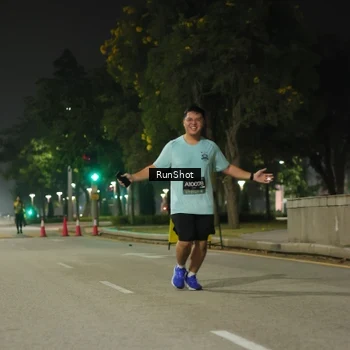 Runner Photo 7071466