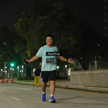 Runner Photo 7071470
