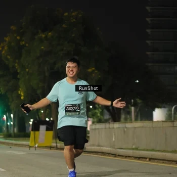 Runner Photo 7071474