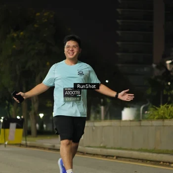 Runner Photo 7071478