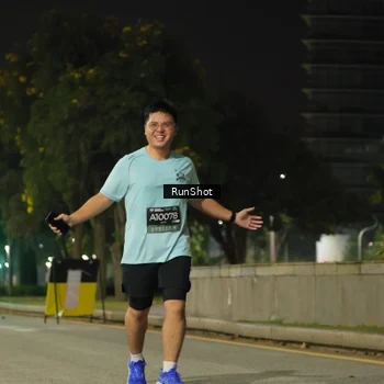 Runner Photo 7071486