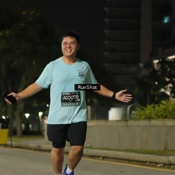 Runner Photo 7071488