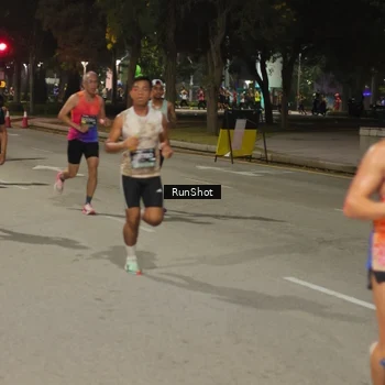 Runner Photo 7071493