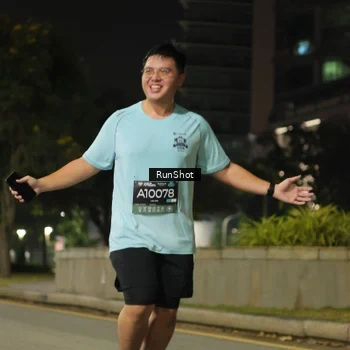 Runner Photo 7071496
