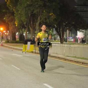 Runner Photo 7071498