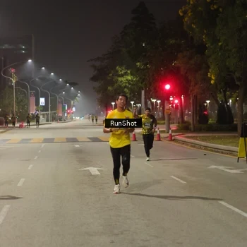 Runner Photo 7071538