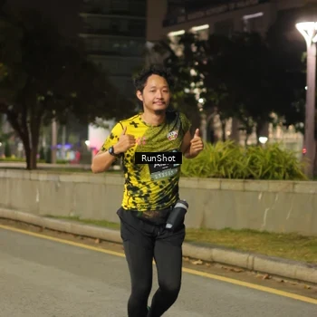 Runner Photo 7071541