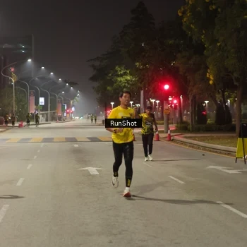 Runner Photo 7071546