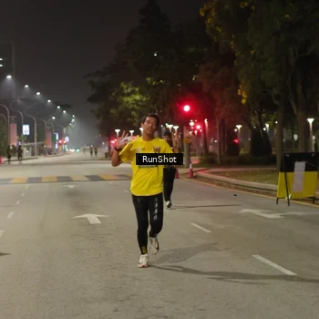 Runner Photo 7071548
