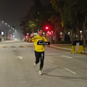 Runner Photo 7071550
