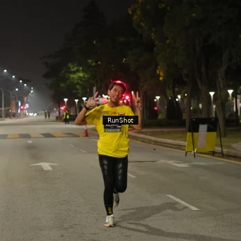 Runner Photo 7071555