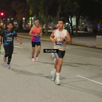 Runner Photo 7071566