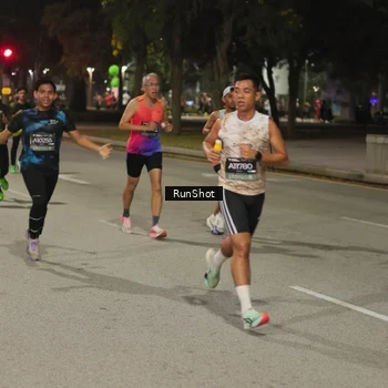 Runner Photo 7071589