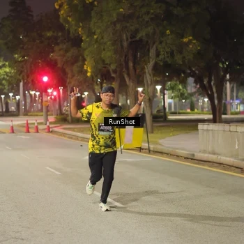 Runner Photo 7071591