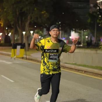 Runner Photo 7071601