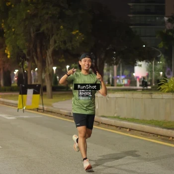 Runner Photo 7071609