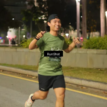Runner Photo 7071623