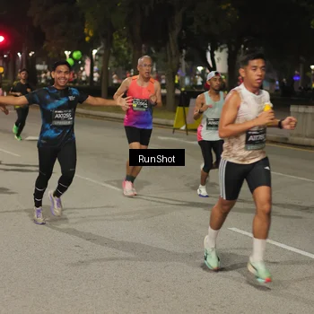 Runner Photo 7071632