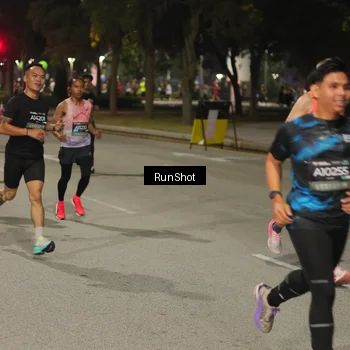 Runner Photo 7071736