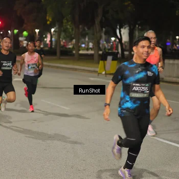 Runner Photo 7071738