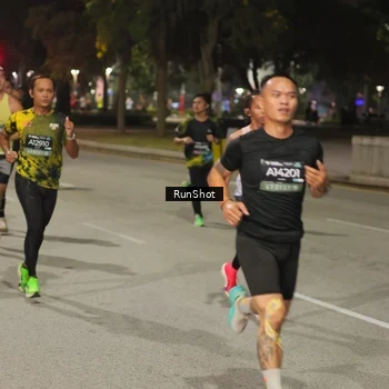 Runner Photo 7071840