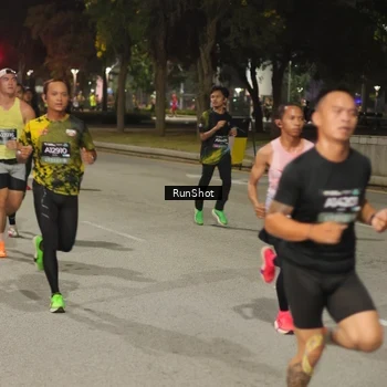 Runner Photo 7071852