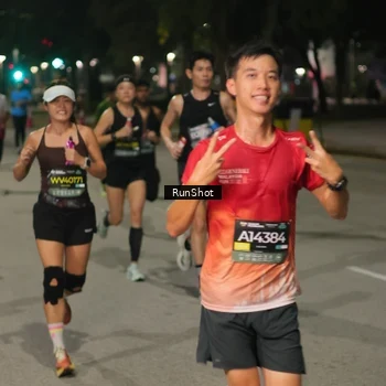Runner Photo 7072312