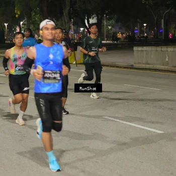 Runner Photo 7072696
