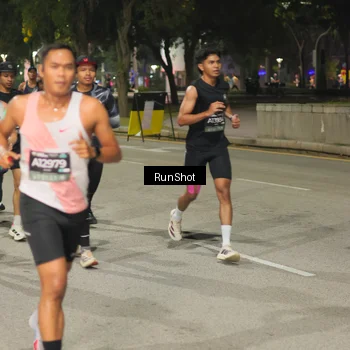 Runner Photo 7073121